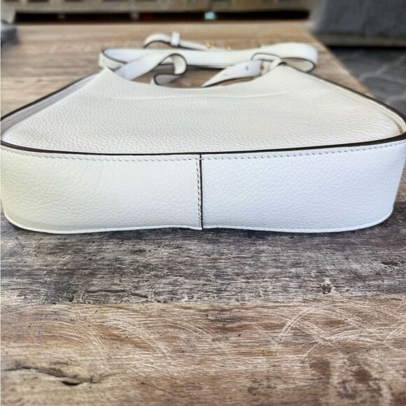 Tory Burch WhiteCrean Gold Miller Hobo Shoulder cross body like new - Picture 5 of 6